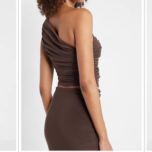 NWT Matte Jersey Ruched crop top - Express